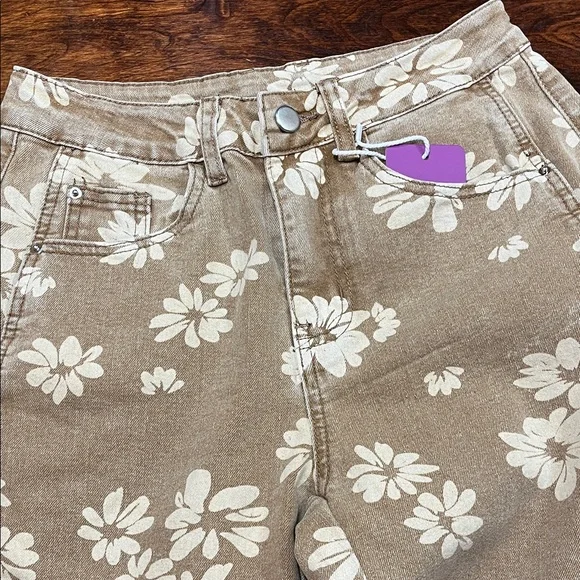 Loving/women’s NWT Floral High Rise Barrel Denim Jeans - Tan Size S - Picture 4 of 13